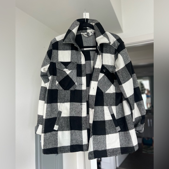 H&M Jackets & Blazers - Black and White Checkered Jacket